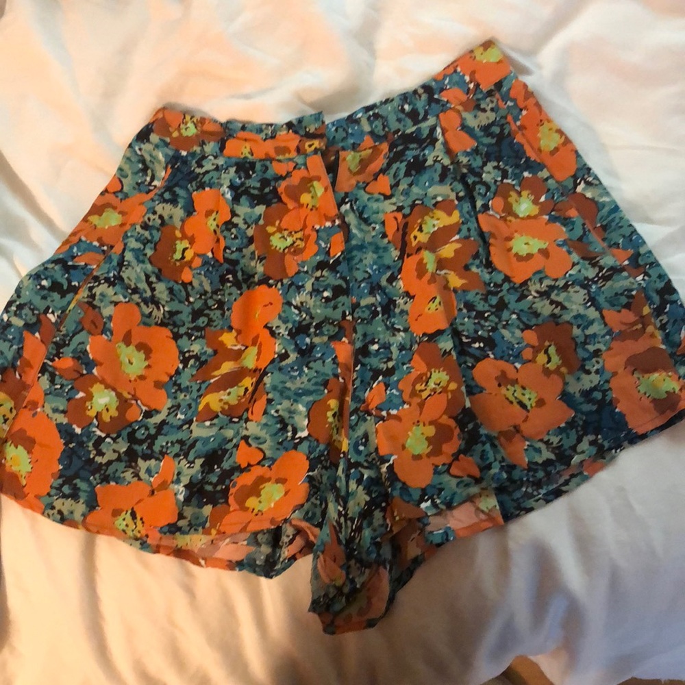 Top shop floral shorts